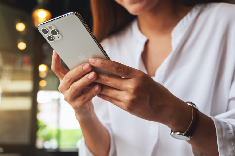 Where to buy a refurbished iPhone in Singapore