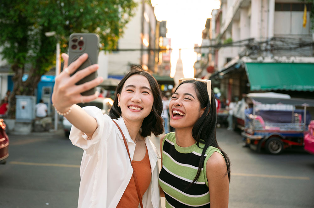 Best Singapore mobile plans for roaming in Thailand