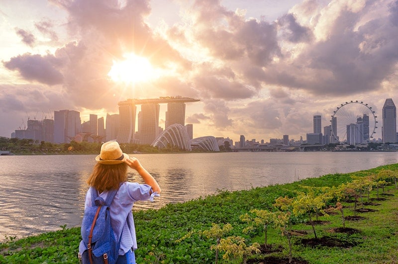 Best mobile plans for expats in Singapore